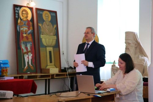 Susținere de doctorate la Facultatea de Teologie din Iași Poza 227844
