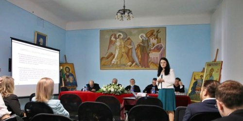 Susținere de doctorate la Facultatea de Teologie din Iași Poza 227845