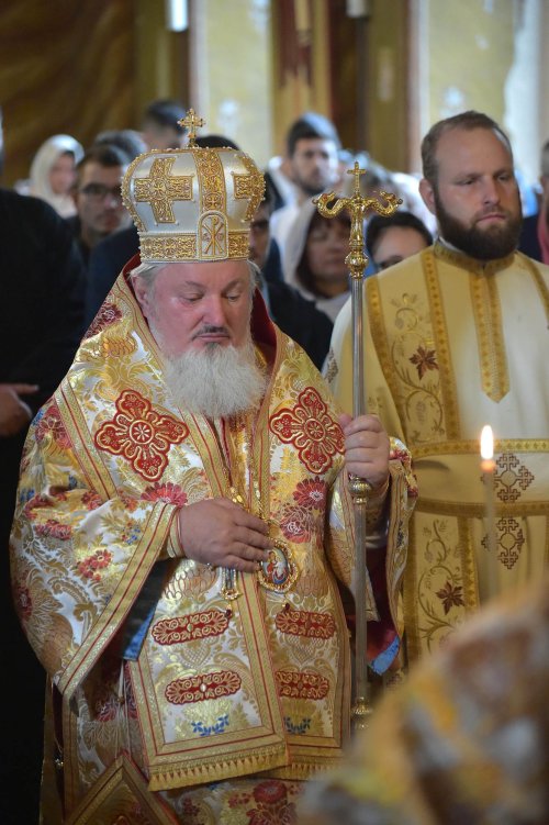 Deschiderea anului universitar la Facultatea „Justinian Patriarhul” Poza 228396