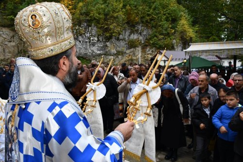 Popasuri de rugăciune în comunități din Caraș-Severin Poza 228372