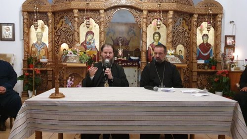 Slujiri și seri duhovnicești la comunități românești din Spania Poza 228722
