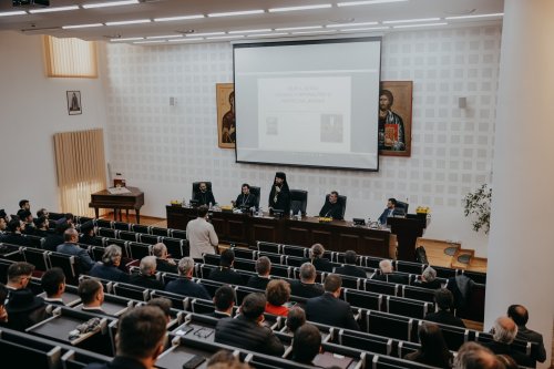 Un nou an universitar la Facultatea de Teologie Ortodoxă din Cluj-Napoca Poza 228674