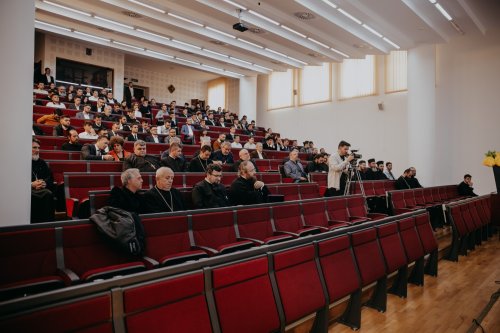 Un nou an universitar la Facultatea de Teologie Ortodoxă din Cluj-Napoca Poza 228675