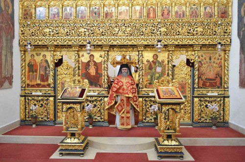 Cinstirea Sfinților Serghie și Vah la biserica Palatului Cotroceni Poza 228794