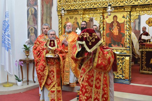 Cinstirea Sfinților Serghie și Vah la biserica Palatului Cotroceni Poza 228814