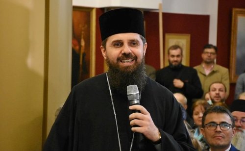 Evocarea Episcopului Vasile Flueraș și lansare de carte la un an de la trecerea la Domnul Poza 228774