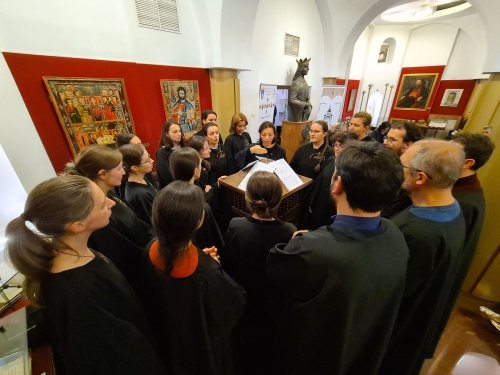 Evocarea Episcopului Vasile Flueraș și lansare de carte la un an de la trecerea la Domnul Poza 228778