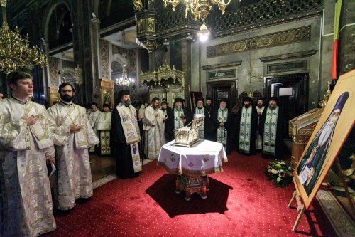 Moaștele Sfântului Cuvios Paisie Velicicovschi au ajuns la Iași Poza 228838