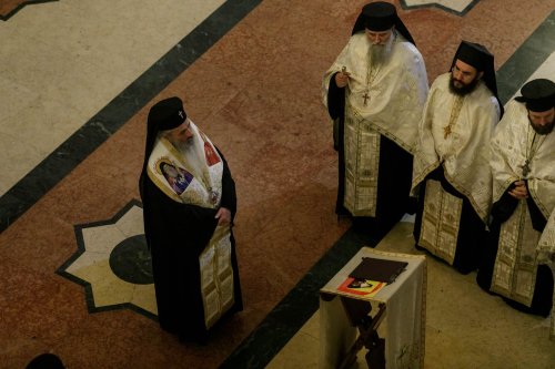 Sfânta Cuvioasă Parascheva își așteaptă pelerinii în curtea catedralei Poza 228862