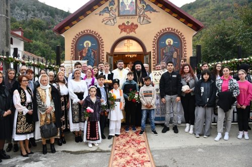 Înnoirea bisericii din Bârza, județul Caraș-Severin Poza 229095