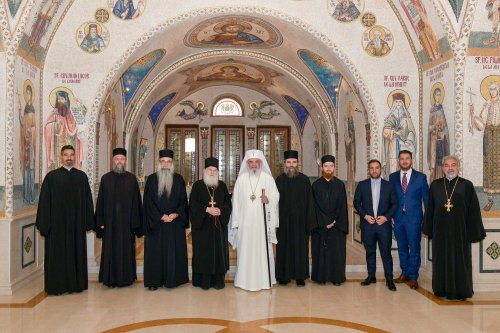 Stareţul Mănăstirii Vatoped în vizită la Reşedinţa Patriarhală Poza 229323