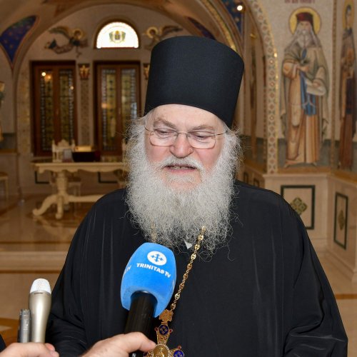 Stareţul Mănăstirii Vatoped în vizită la Reşedinţa Patriarhală Poza 229328