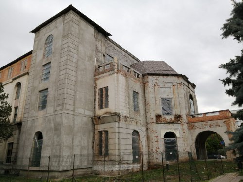 Teatrul „Mihai Eminescu” din Botoșani va fi restaurat Poza 229304