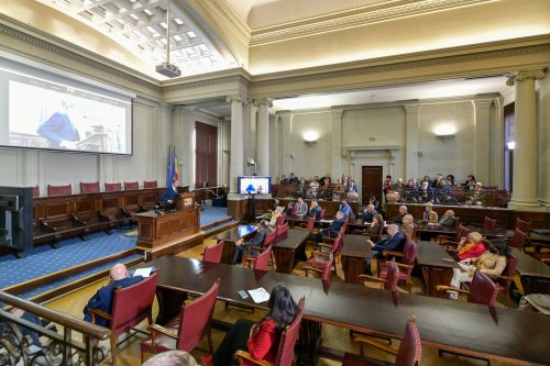 „Centenarul Încoronării”, sesiune festivă la Academia Română Poza 230322
