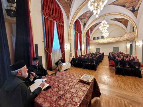 S-au încheiat conferinţele preoţeşti în Episcopia Maramureşului şi Sătmarului Poza 230287