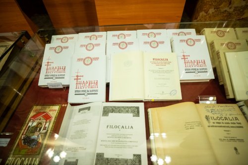 Expoziție cu manuscrise ale Filocaliei românești la Mănăstirea Antim Poza 230693