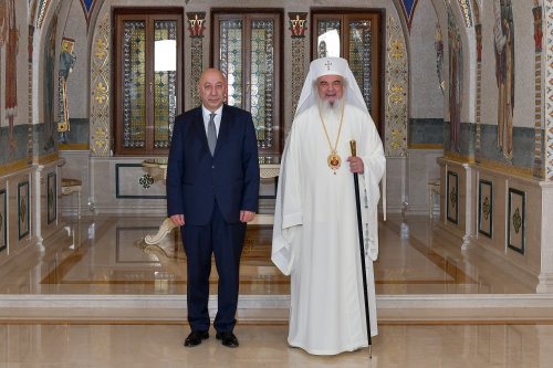 Vizită la Patriarhia Română a ambasadorului Republicii Georgia la Bucureşti Poza 230639