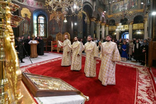 Slujba Privegherii pentru Sfântul Grigorie Palama la Catedrala Patriarhală Poza 231192