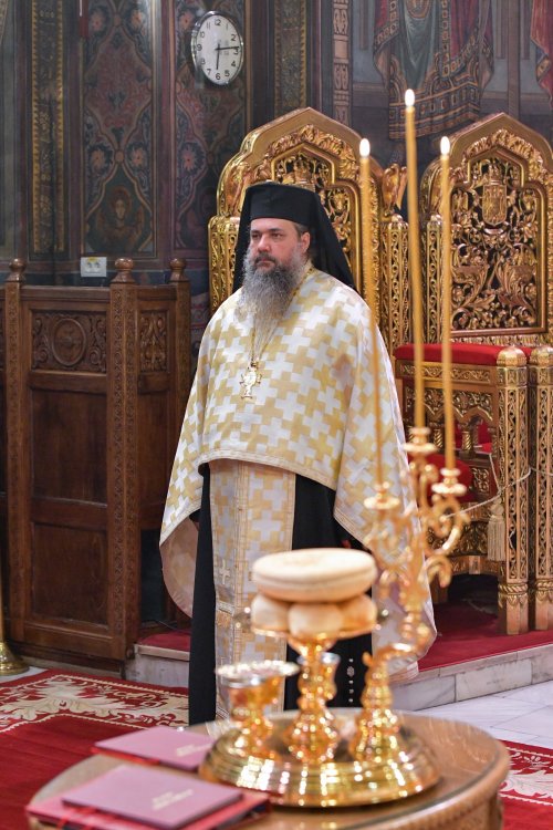 Slujba Privegherii pentru Sfântul Grigorie Palama la Catedrala Patriarhală Poza 231206