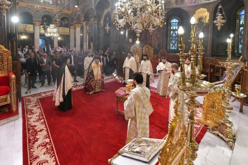 Slujba Privegherii pentru Sfântul Grigorie Palama la Catedrala Patriarhală Poza 231207