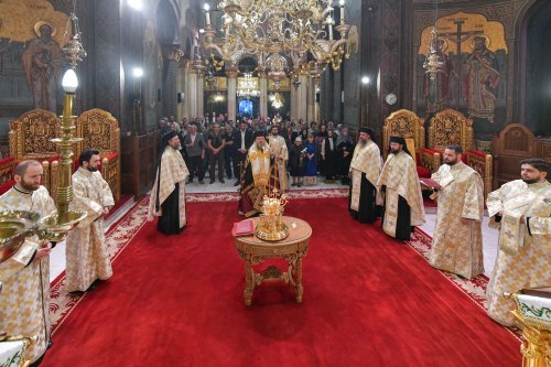 Slujba Privegherii pentru Sfântul Grigorie Palama la Catedrala Patriarhală Poza 231209
