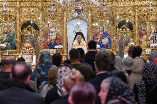Slujba Privegherii pentru Sfântul Grigorie Palama la Catedrala Patriarhală Poza 231216