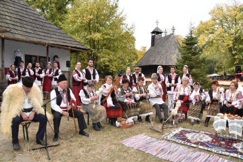 Muzeul Satului îl cinstește pe Sfântul Dimitrie Poza 231239