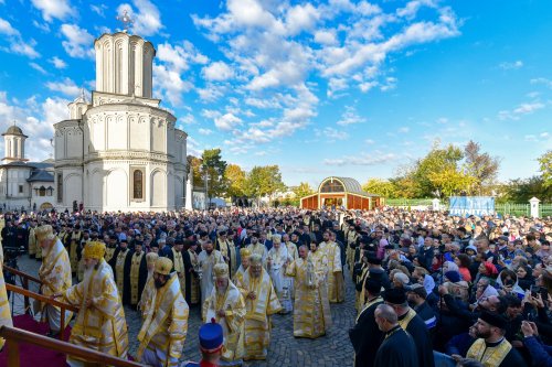 Sărbătoarea Ocrotitorului Bucureștilor pe Colina Patriarhiei Poza 231877