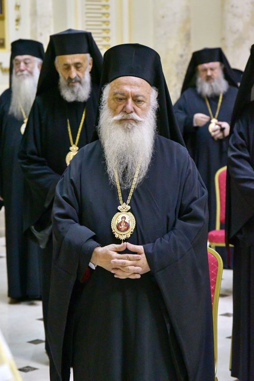 Întrunirea Sfântului Sinod la Palatul Patriarhiei Poza 232080
