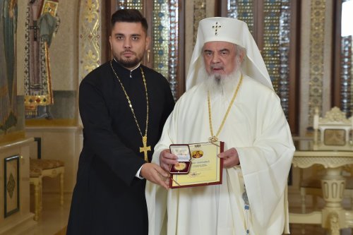 Recunoștință pentru organizarea hramului de toamnă al Catedralei Patriarhale Poza 232895