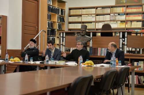 Un nou doctor în teologie al  Facultății „Justinian Patriarhul” Poza 233469