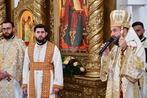 Hirotonie întru diacon la Catedrala Episcopală din Caransebeș Poza 234070