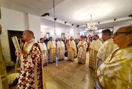 Sfinții Martiri Năsăudeni prăznuiți la Mănăstirea „Sfânta Treime” din Bichigiu Poza 233950