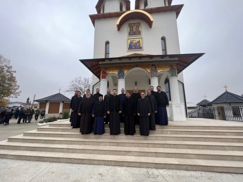 Cerc pastoral la parohia prahoveană Pleașa Poza 234263