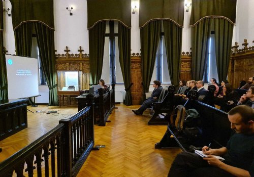 Dezbatere pe tema viitorului bisericilor de lemn din Iași Poza 234098