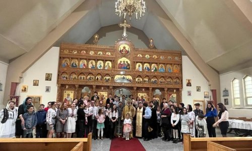Instalare de preot la Parohia românească „Sfânta Maria” din Gatineau, Canada  Poza 234167