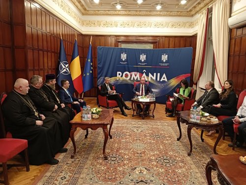 Întâlnire a ministrului de externe cu membrii comunității românești din Ungaria Poza 234337