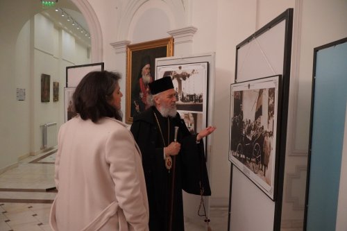 Expoziția foto‑documentară „Centenarul Încoronării” la Galați Poza 234447