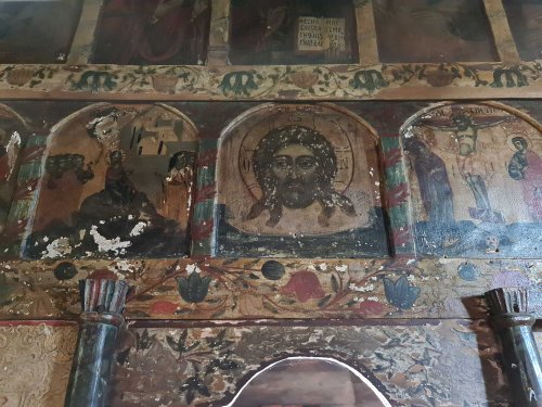 Bisericuța zămislită din liniște de la Mănăstirea Poza 234128