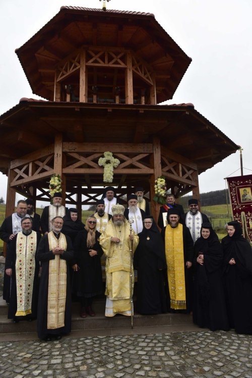 Binecuvântare arhierească pentru obștea Mănăstirii Bunești Poza 234654