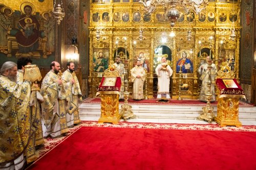 Preacinstire adusă Maicii Domnului la Catedrala Patriarhală Poza 234732