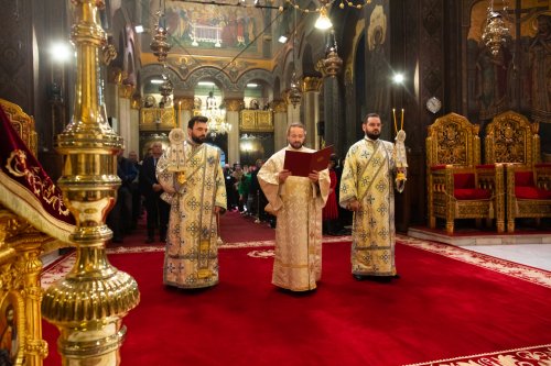 Preacinstire adusă Maicii Domnului la Catedrala Patriarhală Poza 234742