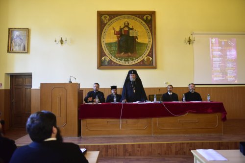 Ședințe preoțești și sfințiri în Arhiepiscopia Sibiului Poza 235001