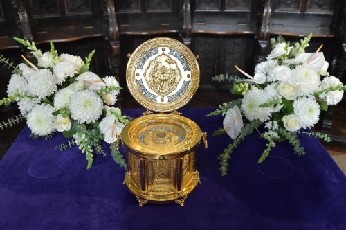 Odor duhovnicesc în Parohia „Sfântul Nicolae”-Vlădica din Bucureşti Poza 235328