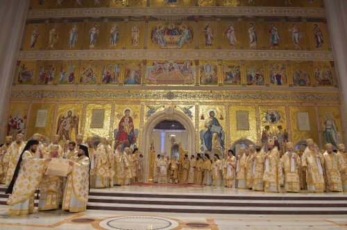 Patru ani de la sfințirea Altarului Catedralei Naționale Poza 235226