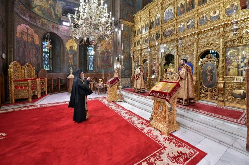 Laudă de seară adusă Ocrotitorului României la Catedrala Patriarhală Poza 235616