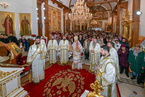 Rugăciune închinată Ocrotitorului României la Paraclisul Catedralei Naționale