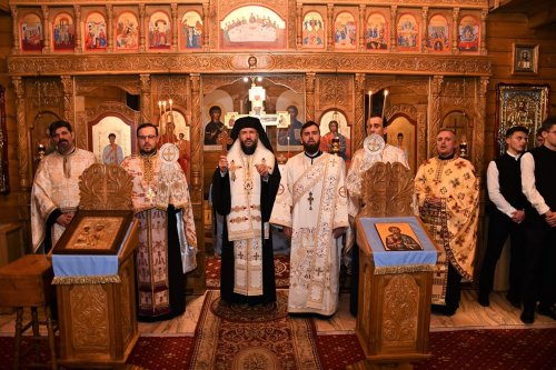 Sfântul Andrei chemat în rugăciune și la Caransebeș Poza 235860