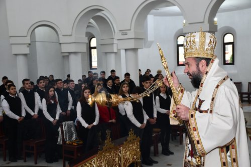 Sfântul Andrei chemat în rugăciune și la Caransebeș Poza 235863