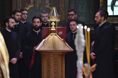 Patriarhul României a săvârşit Te Deum-ul de Ziua Naţională Poza 235886